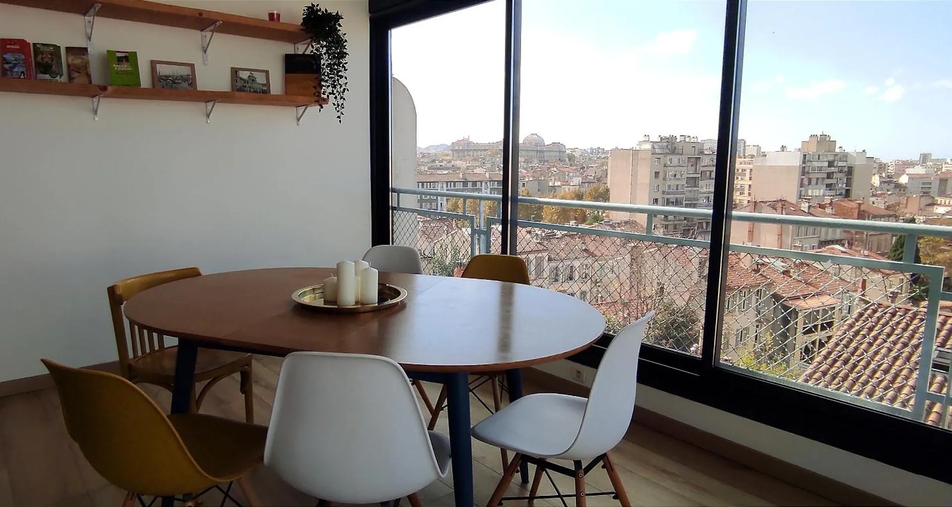 Le Rooftop De La Belle De Mai - T3 60M2 Avec Vue Marseille France